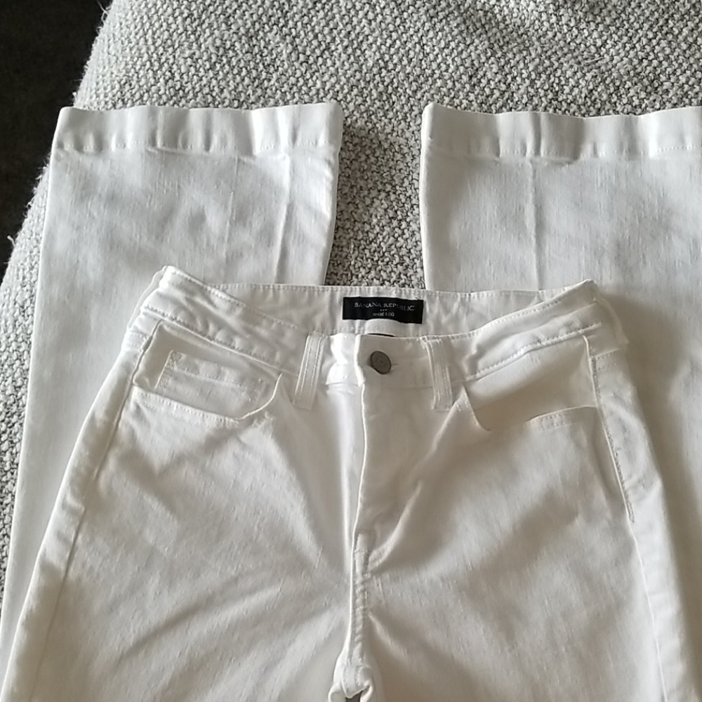 Banana Republic Wide leg Jeans